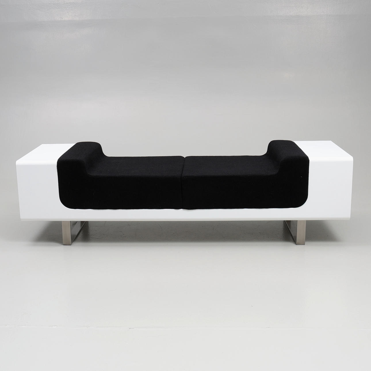 DAVID ERIKSSON. Sittmöbel, "Capsula".