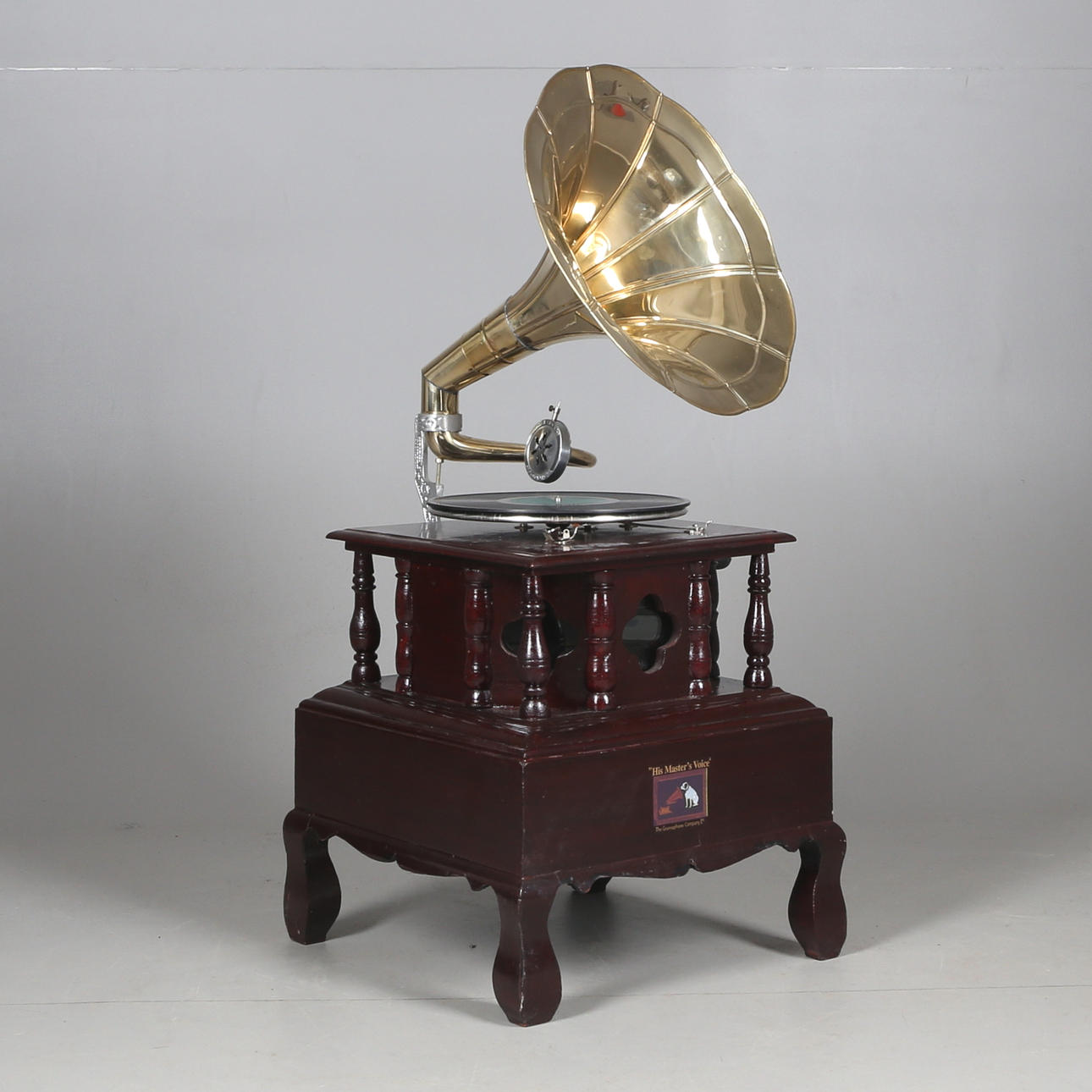 TRATTGRAMMOFON, sent 1900-tal/samtida.