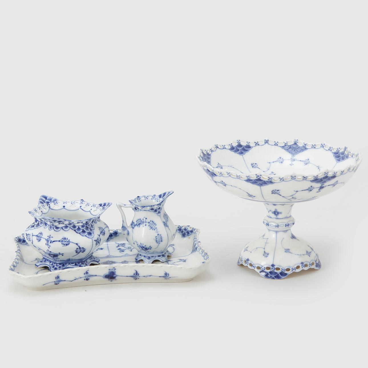 SET, 4 delar, ”MUSSELMALET”, Royal Copenhagen.
