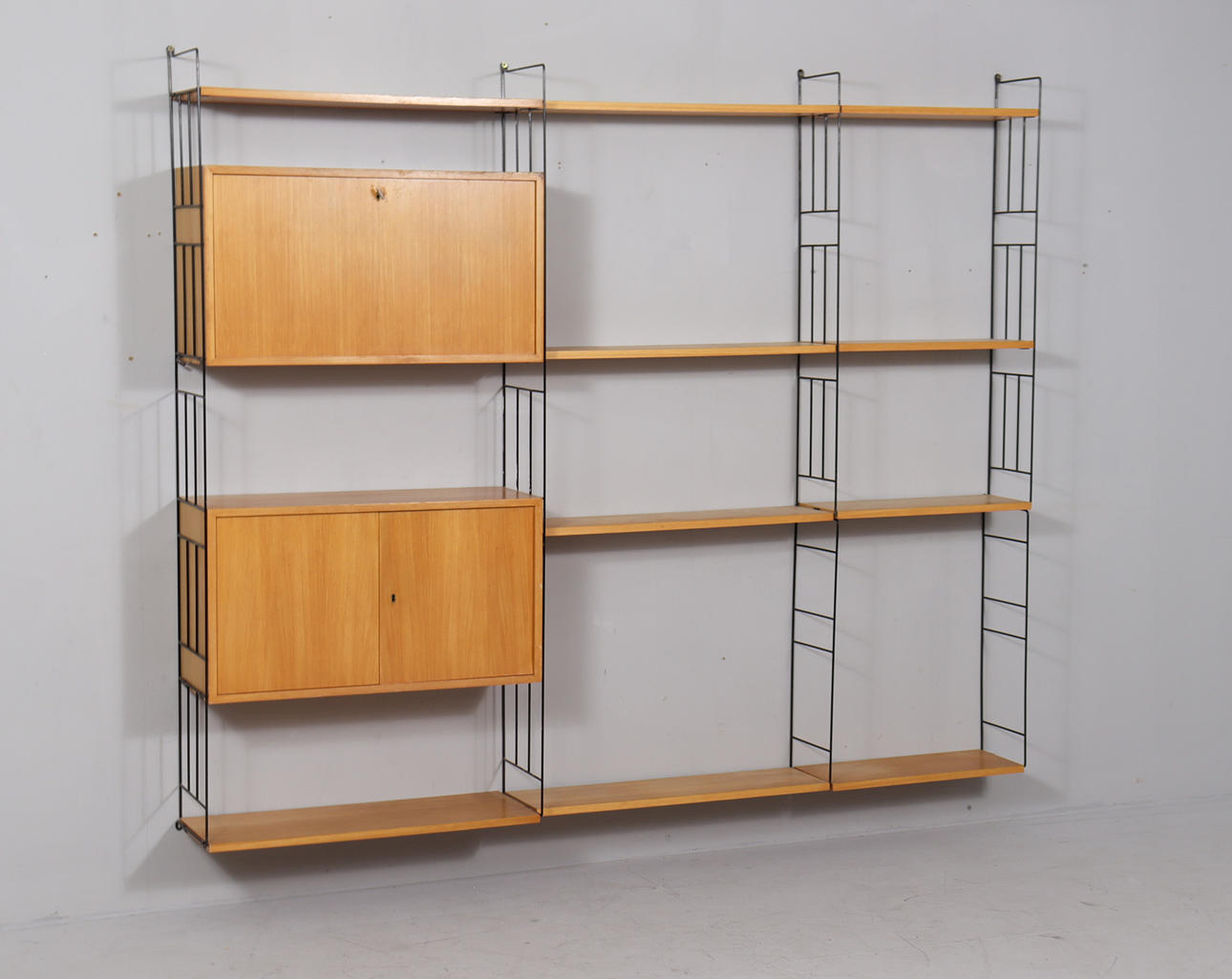 Shelving system/modular shelving system, Germany, 1970s.
