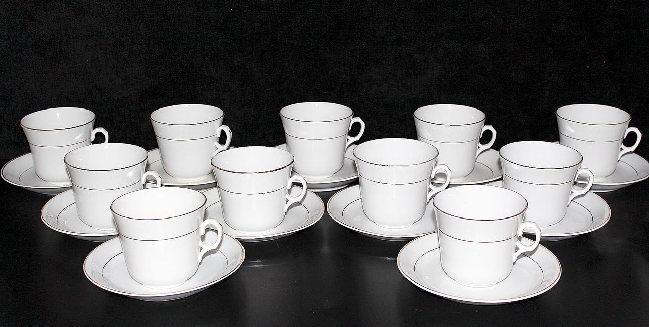 THEKOPPAR, 22 delar, porslin.