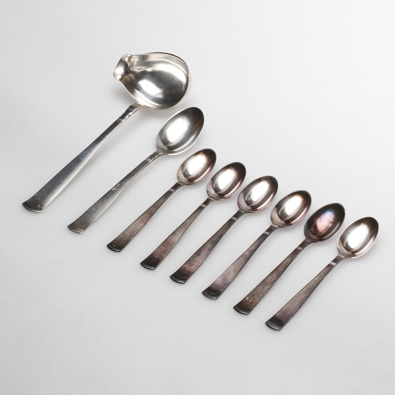 SKEDAR samt SÅSSLEV, silver, 8 delar, "Rosenholm", vikt ca 172 gram.