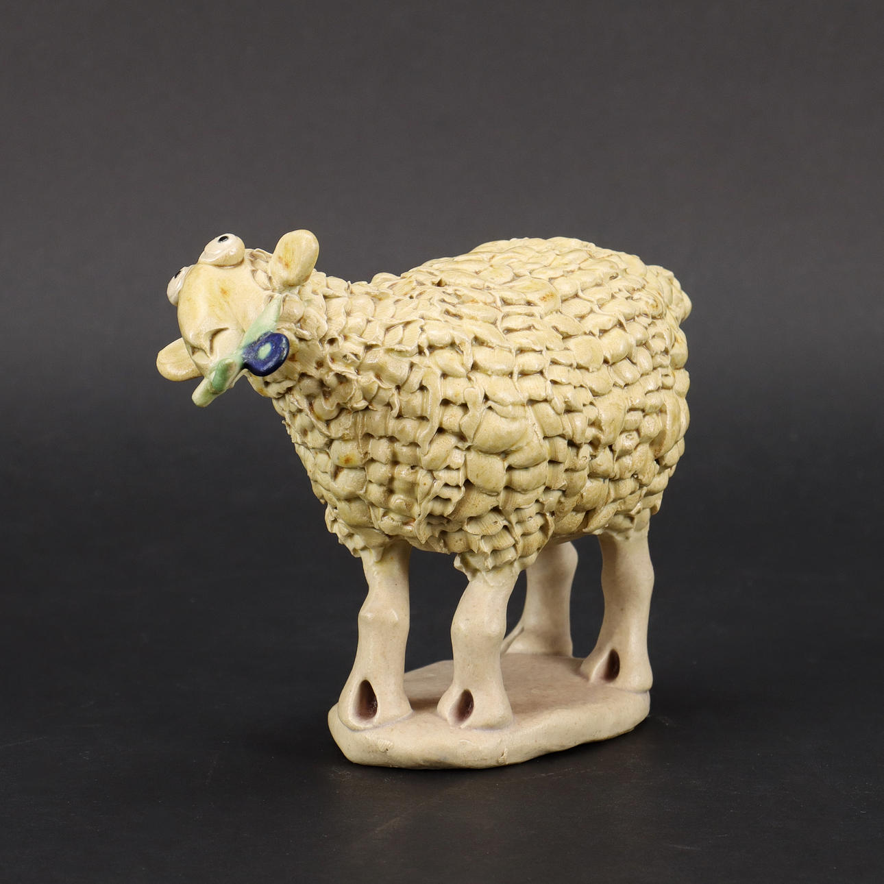 KAJ STUART-BECK. Får.