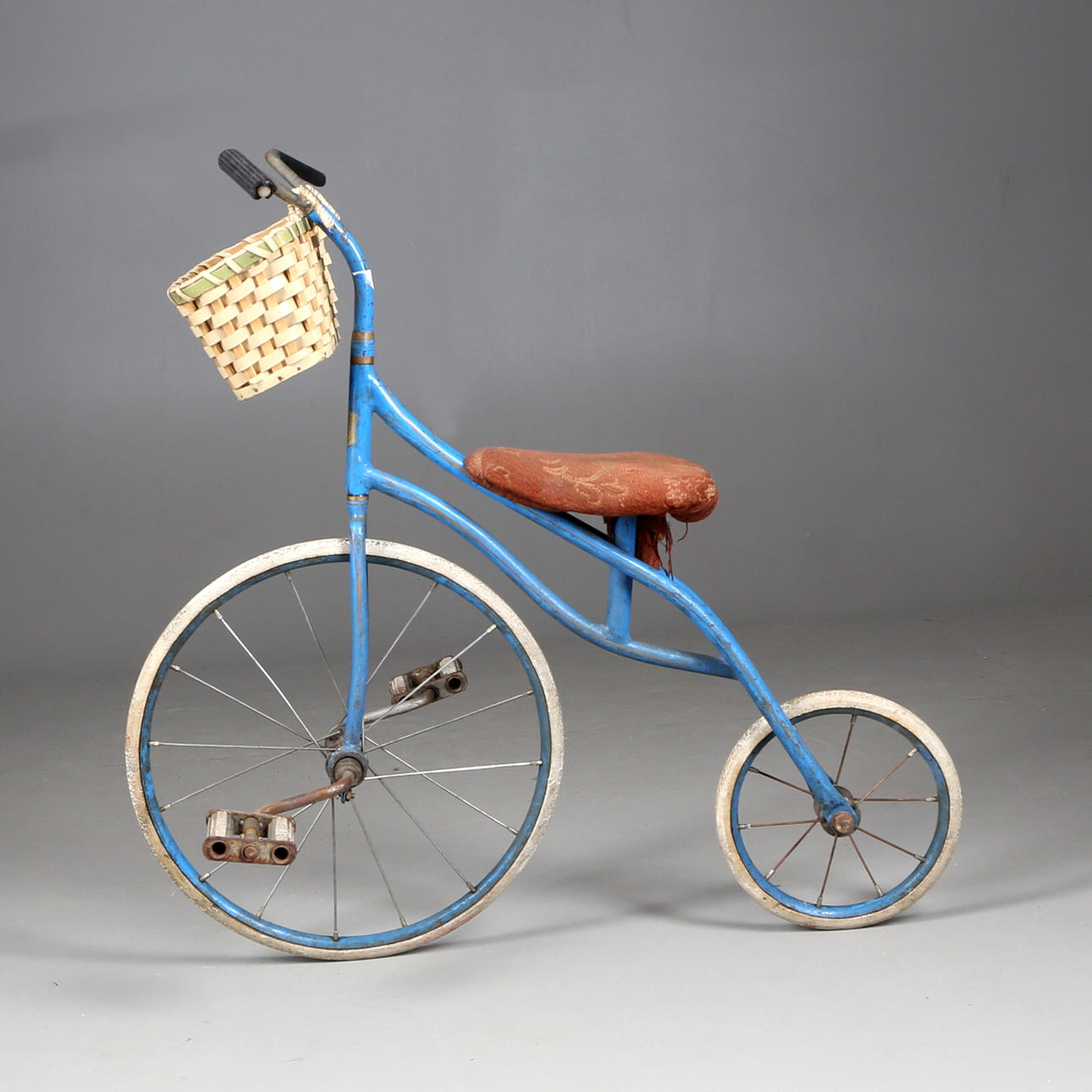 BARNCYKEL, 1900-Talets första hälft.