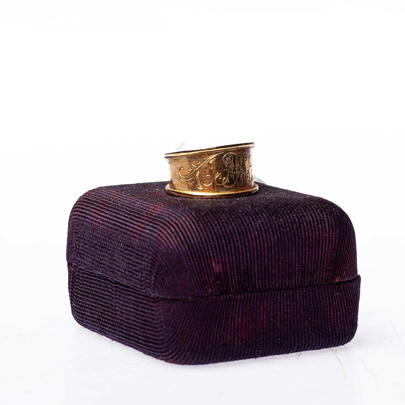 LANDSCHAFTSRING, 18 Karat Gold, ca. 7 g.