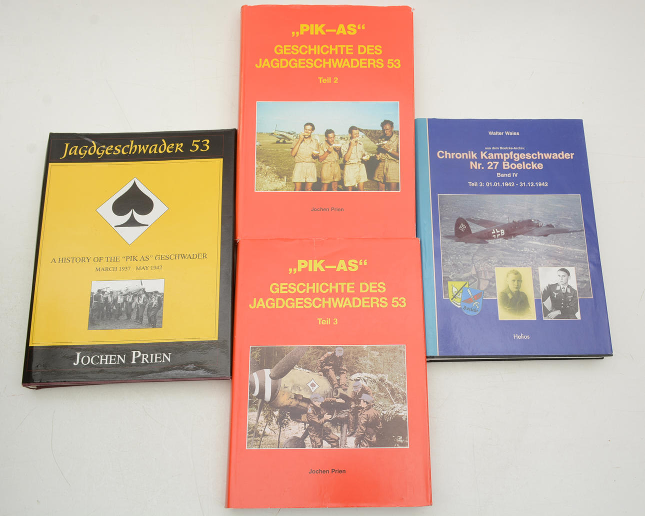 Deutsche Flugzeuggeschichte und Militaria. 4 Bände.