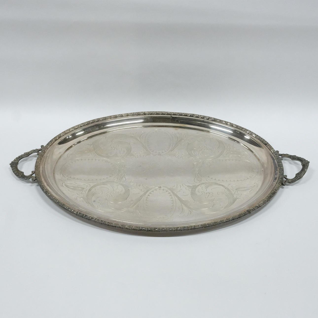 TARJOTIN KAHVALLA, LASKOKSET.