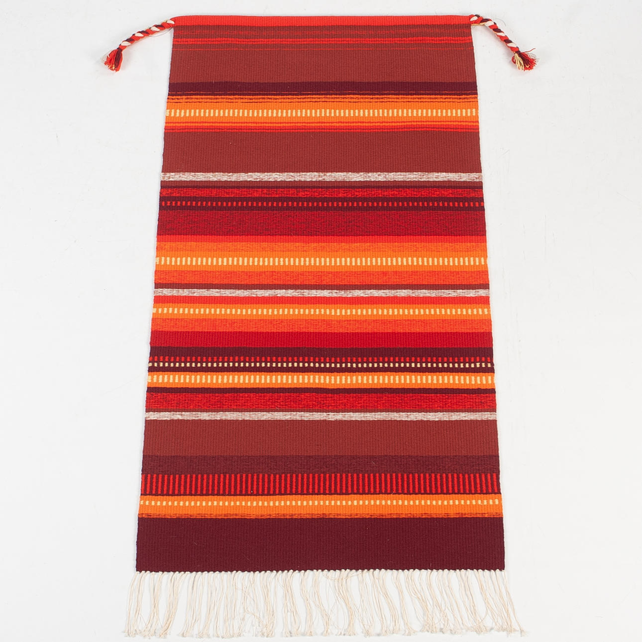 EVY LUNDGREN. WALL HANGERS.