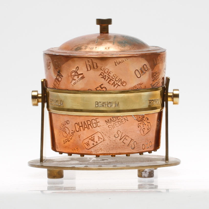 MARTINSKÄNK, miniatyr, så kallad "Boxholmsskänk", mässing och koppar, Ingemar Friberg, signerad och daterad 80.