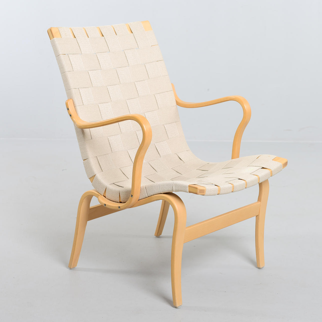 BRUNO MATHSSON. ”Eva”, nojatuoli, Bruno Mathsson International.