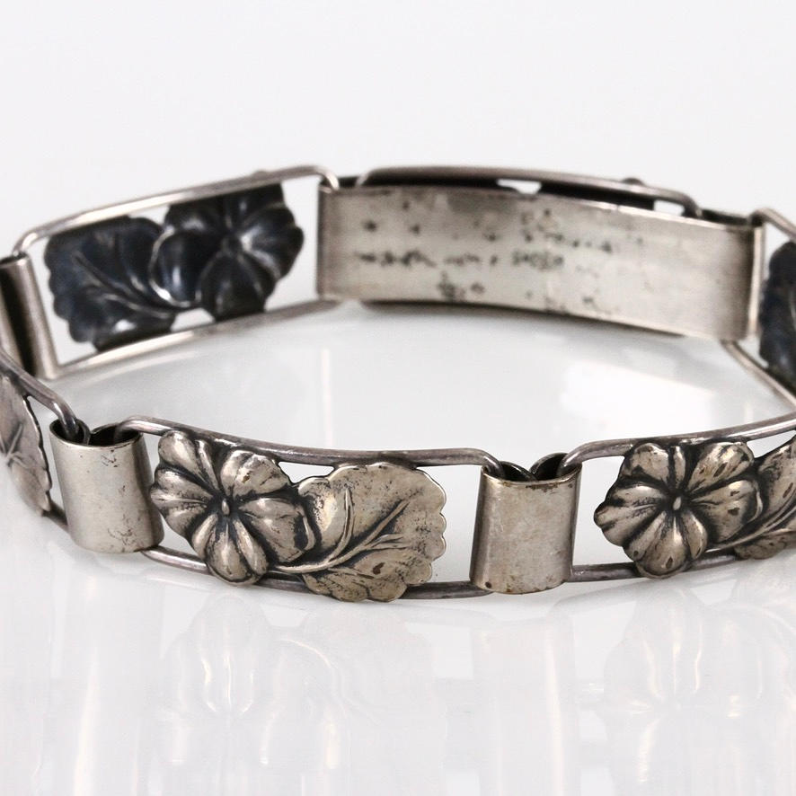 BRACELET, silver.