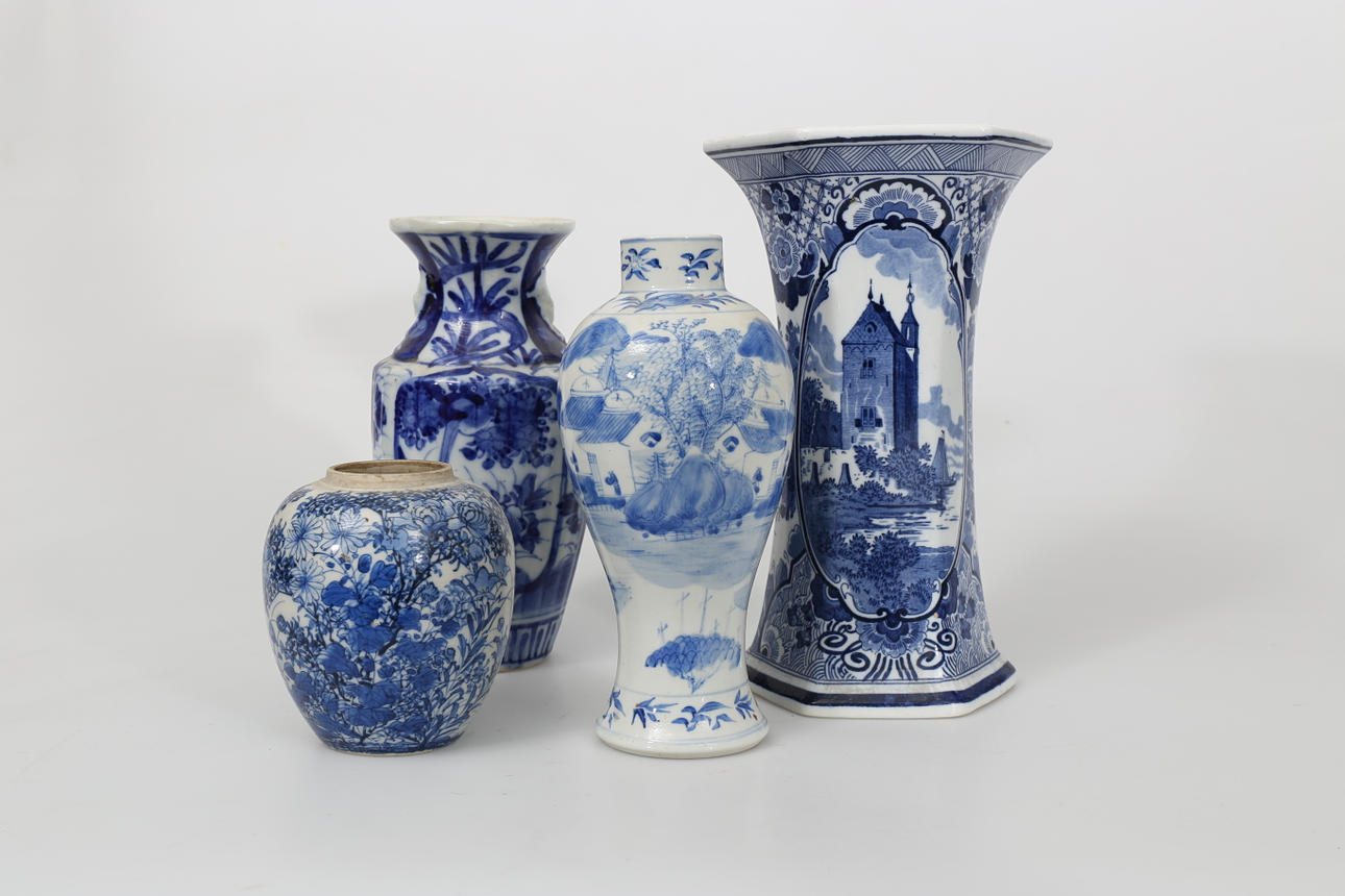 VASER, porslin, Kina och Holland, 1800-1900-tal.