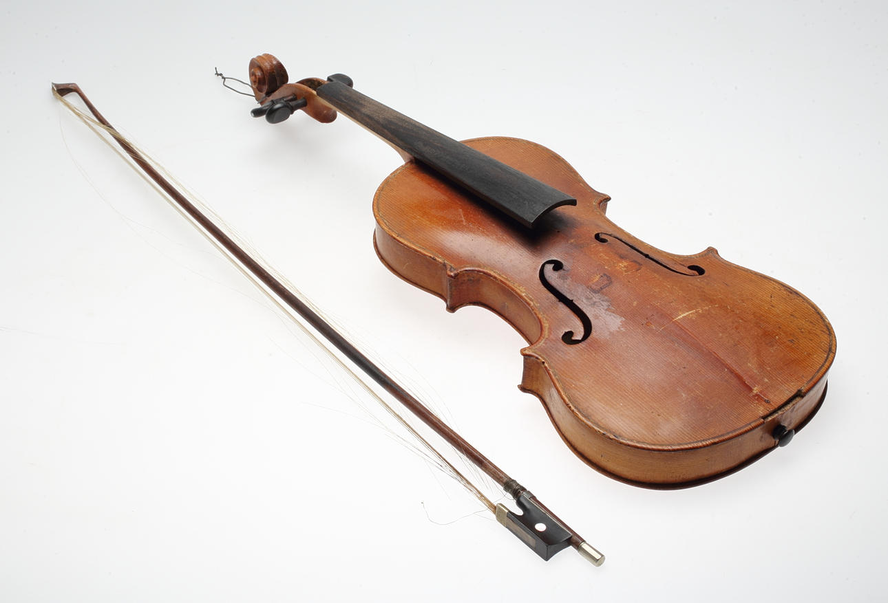 FIOL, Stradivarius kopia, Tyskland.