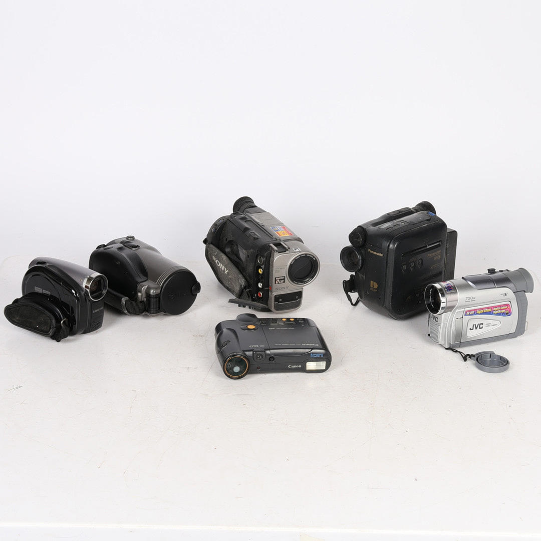 KOKOELMA VIDEOKAMEROITA (6).