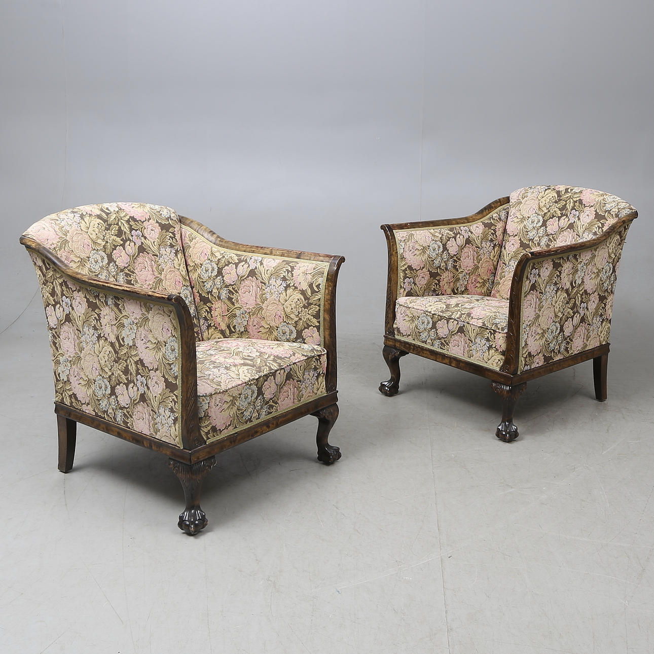 FÅTÖLJER, ett par, 1930/40-tal.