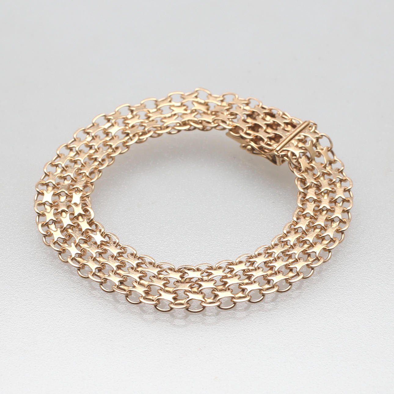 ARMBAND, guld 18K, Bengt Hallberg Guldsmeds AB, 1965, vikt 19,67 gram.