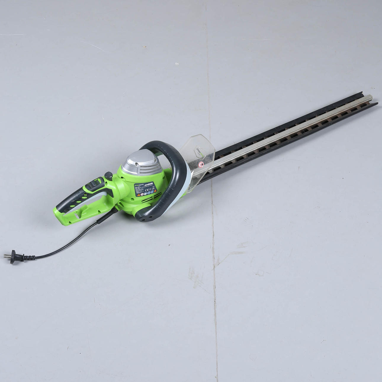 GREENWORKS. HÄCKSAX. Eldriven med sladd.