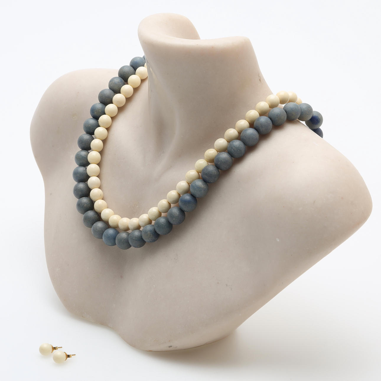 OLE LYNGGAARD, a necklace and earrings, Denmark.