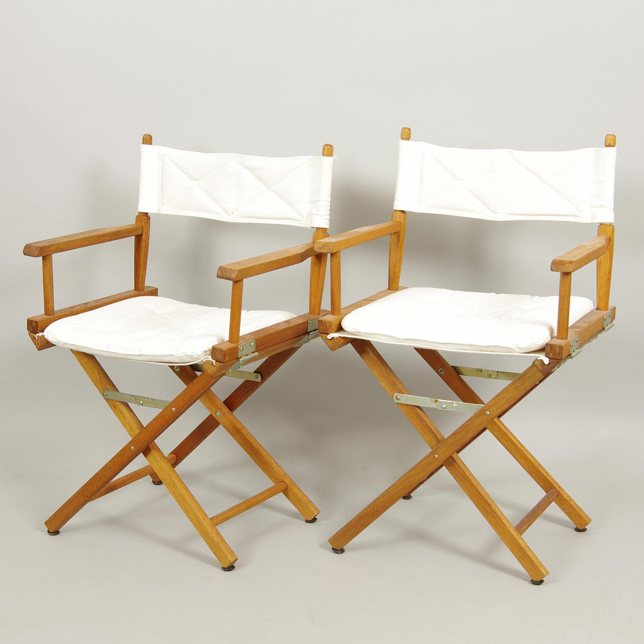 REGISSÖRSSTOLAR, 1 par.