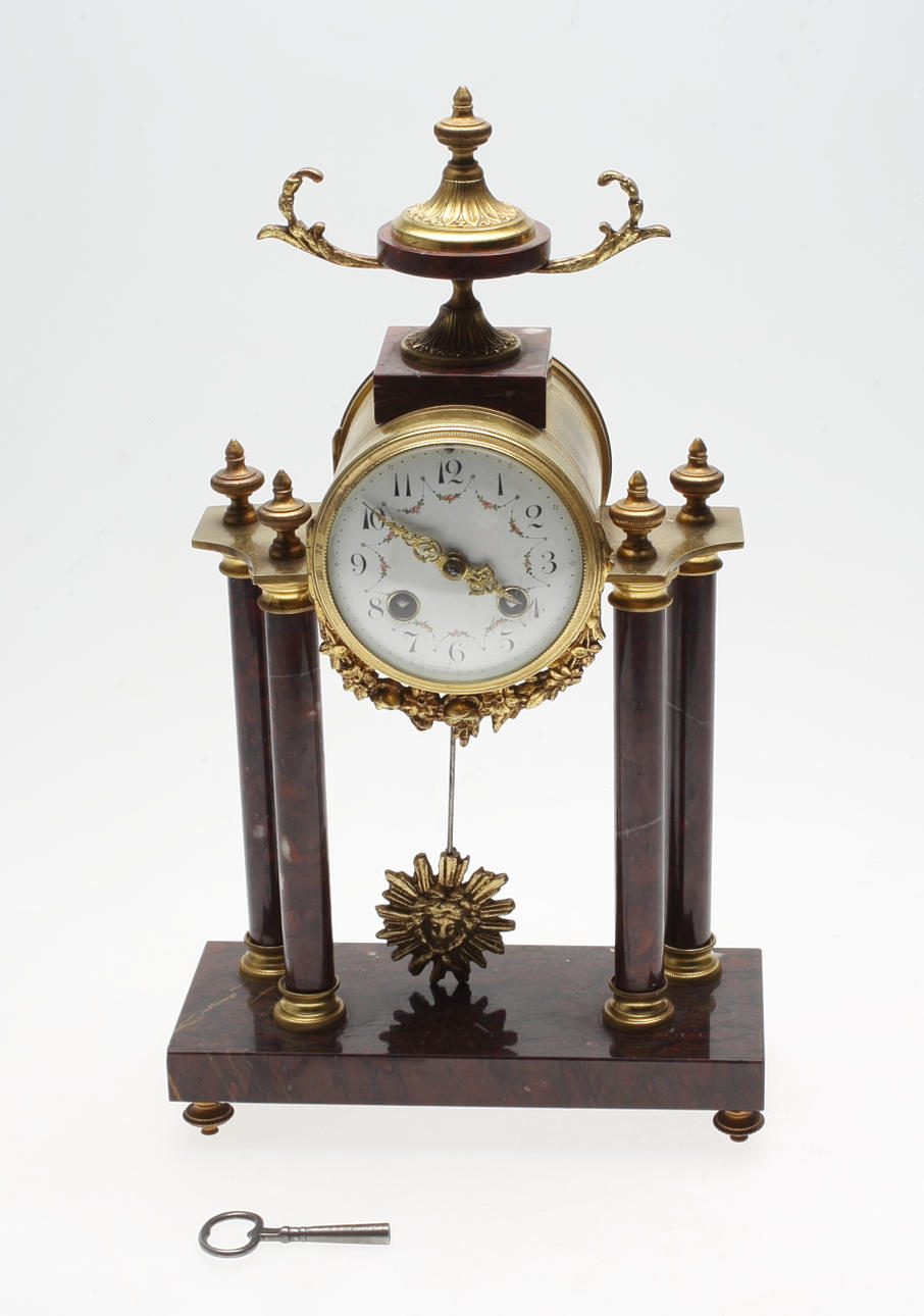 BORDSPENDYL,Gustaviansk stil,18/1900-tal.