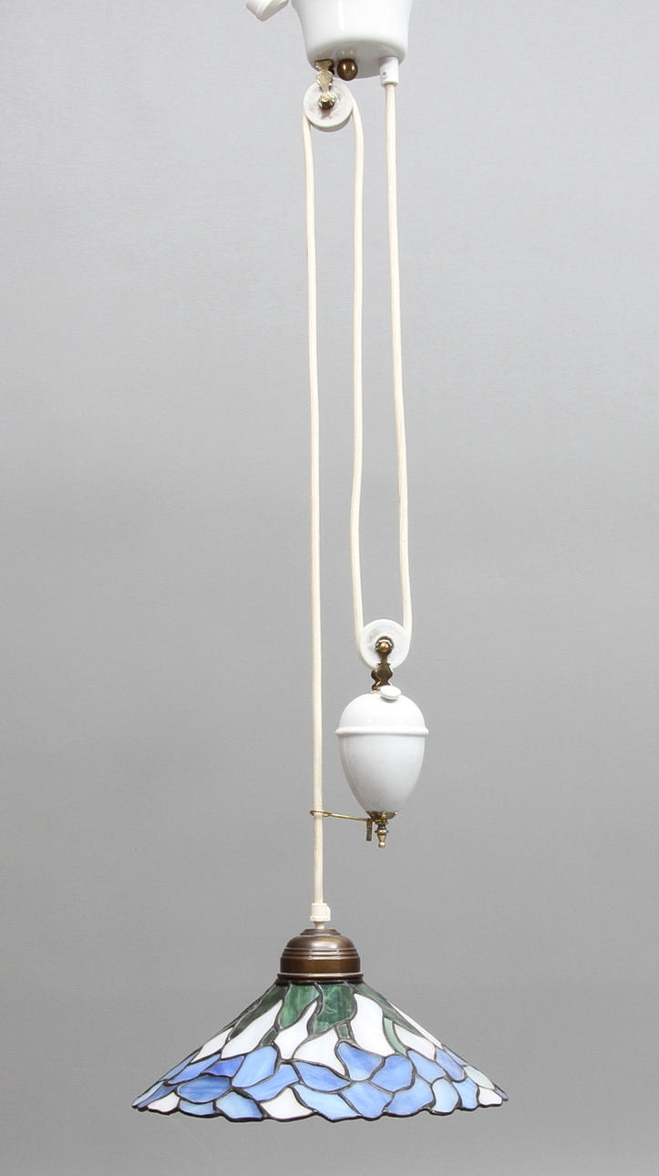 TAKLAMPA, Thiffanystil, 19/2000-tal.