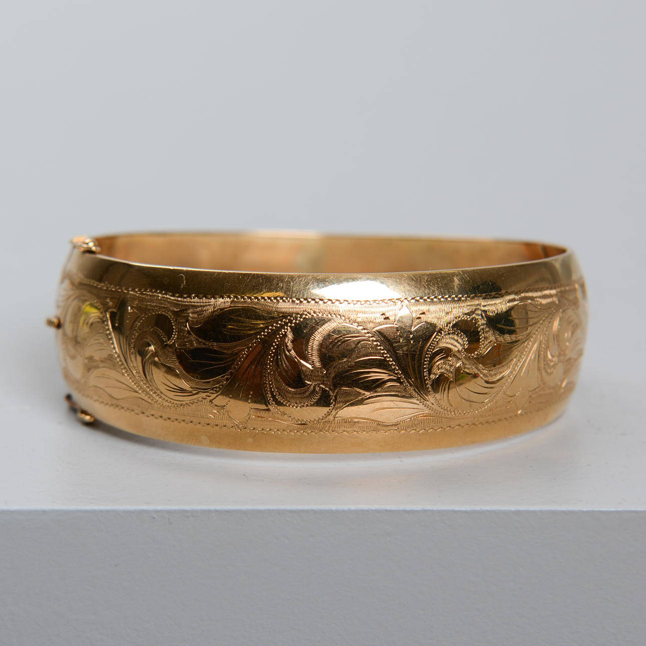 A BRACELET, 18K gold, year 1949 (Y8).