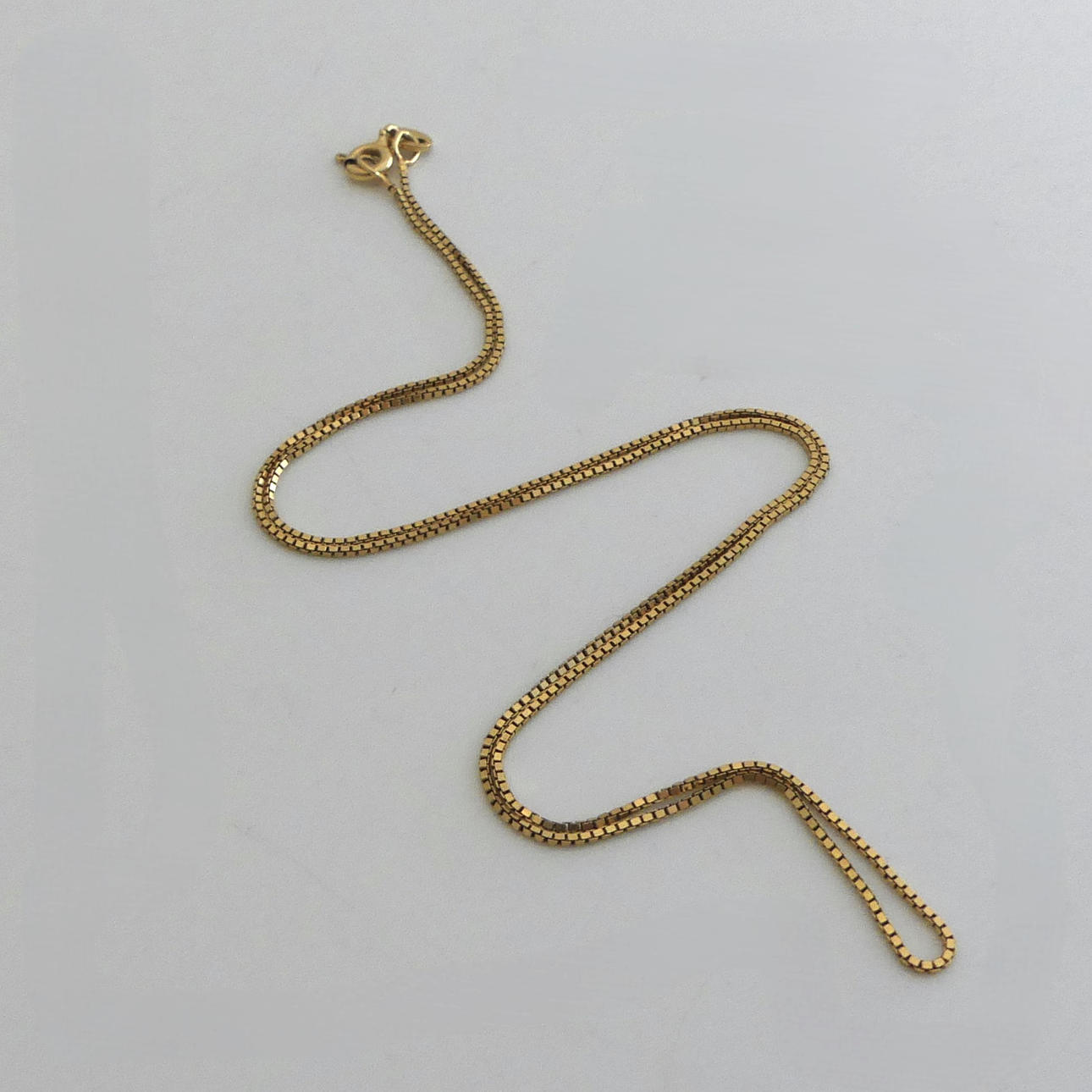 HALSKÆDE, 18 k guld.