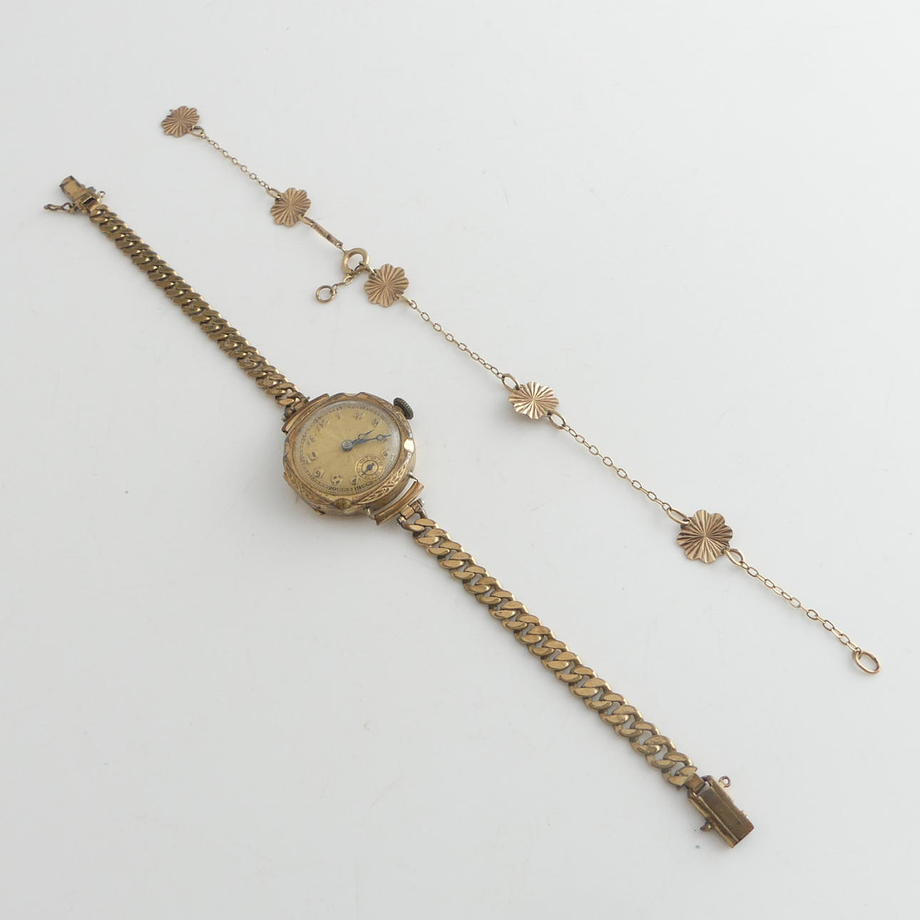 ARMBÅNDSUR og ARMBÅND, 14 og 9 k guld.