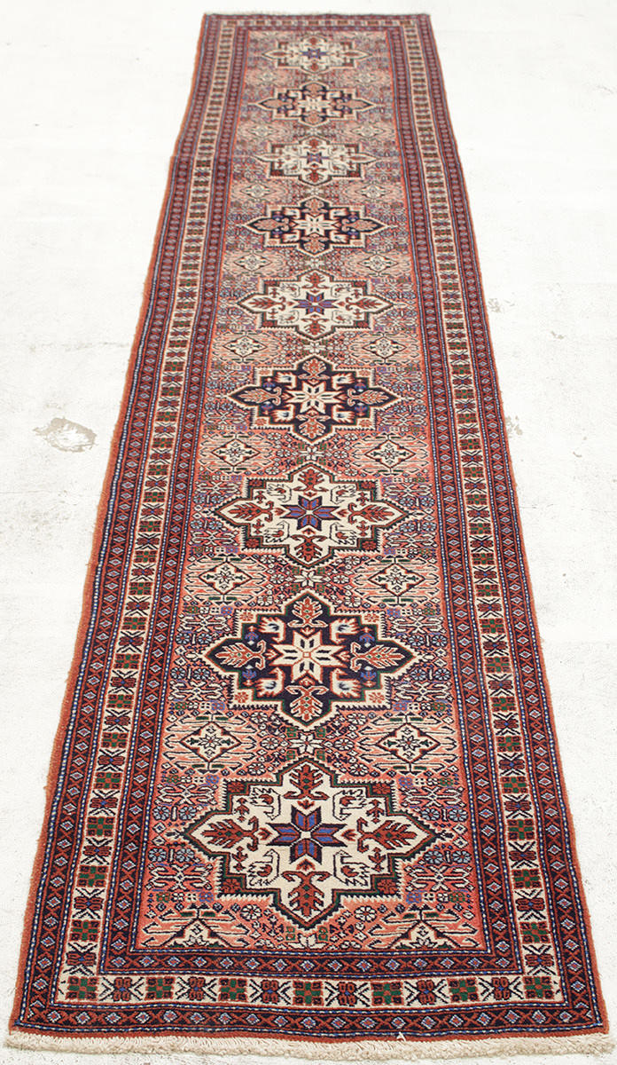 MATTA, Persisk, Ardabil, gallerimodell, 385 x 72 cm.