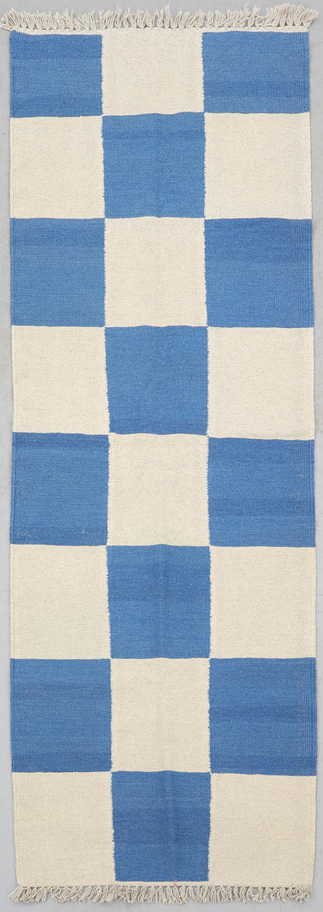 CARPET. modern wall, gallery mat, ca 246 x 85 cm.