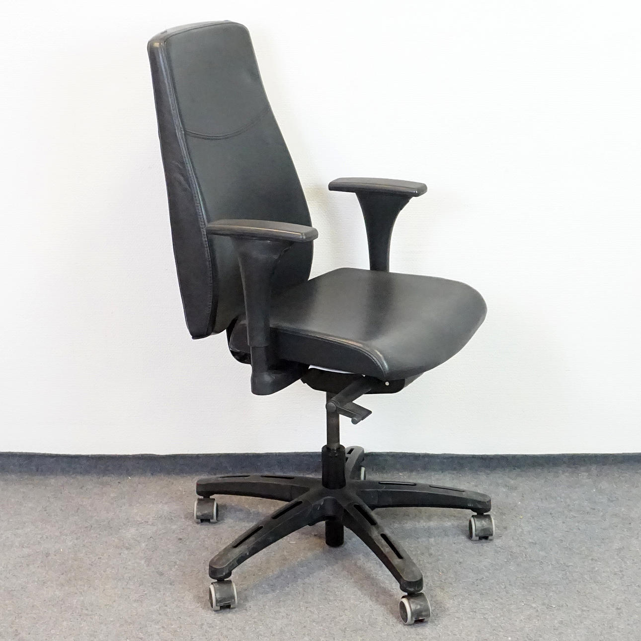 KONTORSSTOL, IKEA, Volmar.