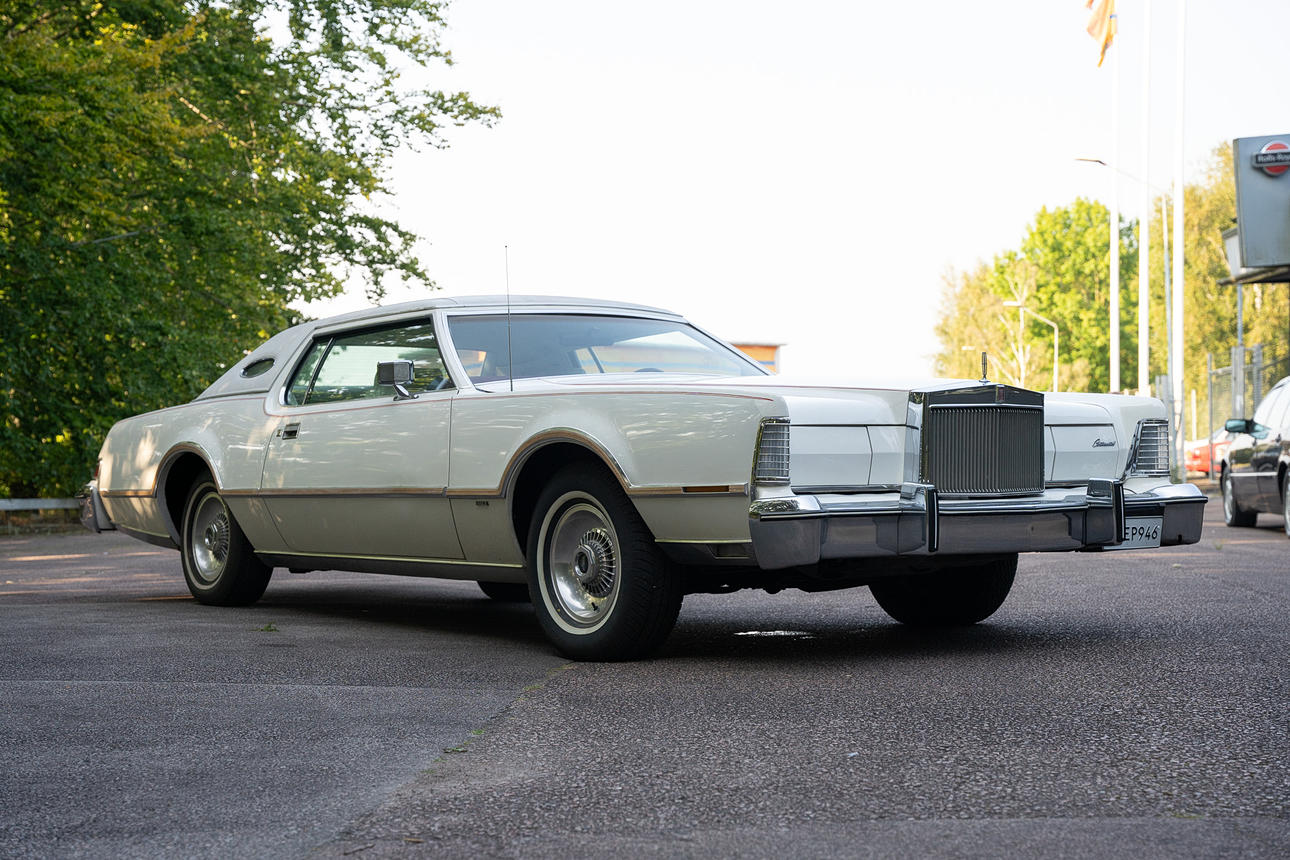 LINCOLN, malli Continental Mark IV Hardtop, 1976.