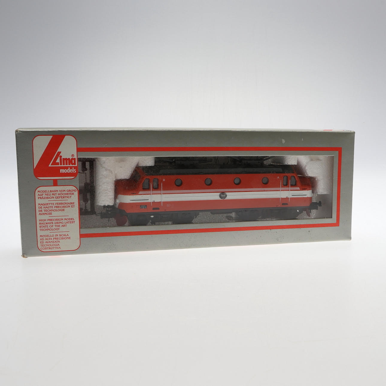 FÜNF. Lokomotive, elektrisch, Ra, digital.