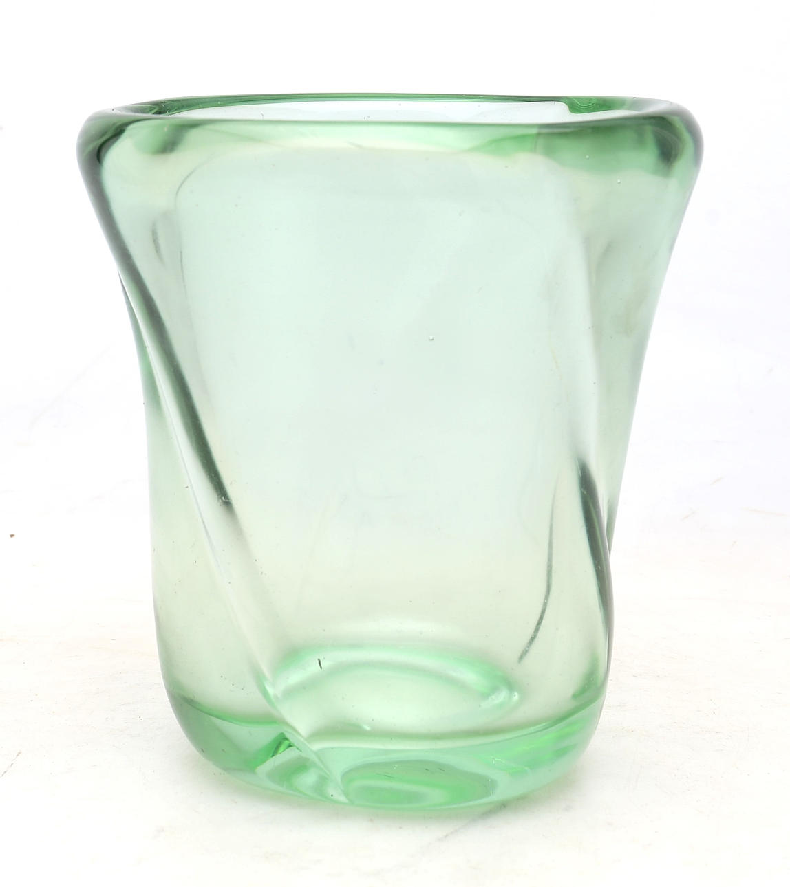 DAUM FRÈRES. Green vase.