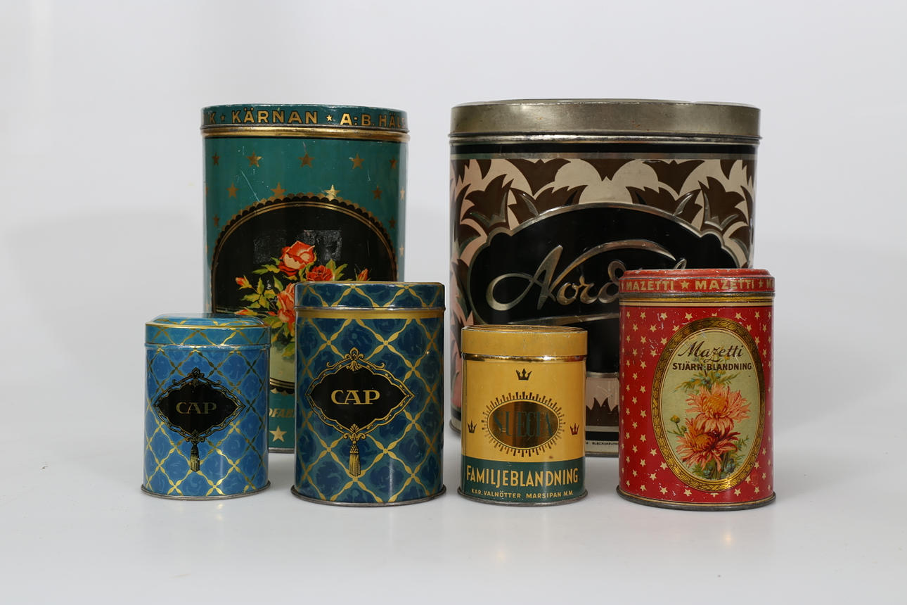 PLÅTBURKAR, 6 stycken, bland annat Mazetti, 1900-tal.