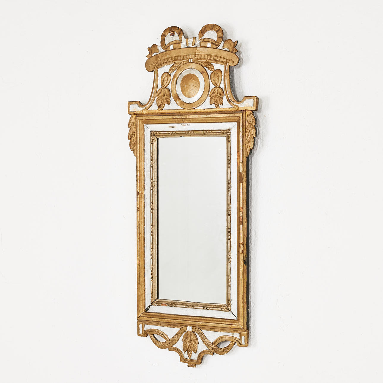 MIRROR, Gustavian, cut decoration with bow, bronzed.