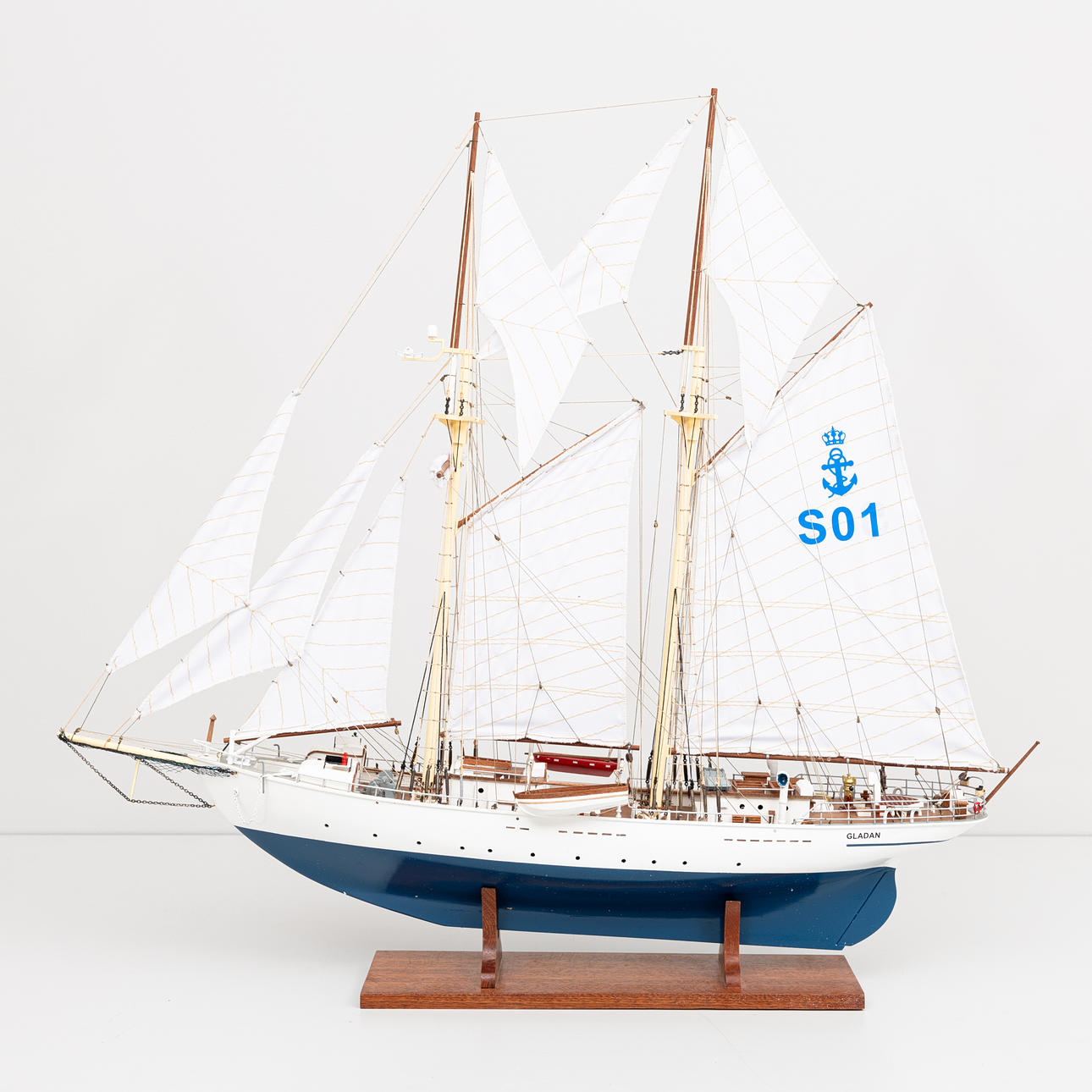SEGELSKOLFARTYGET HMS GLADAN, fartygsmodell.