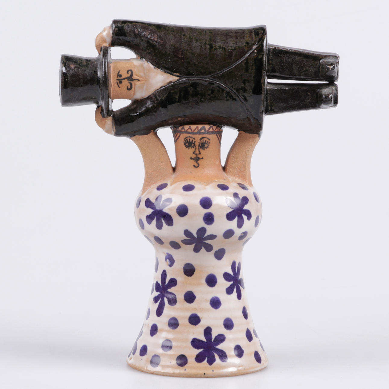 FIGURIN, stengods, "Samhällsdebatten", Lisa Larson, Gustavsberg.