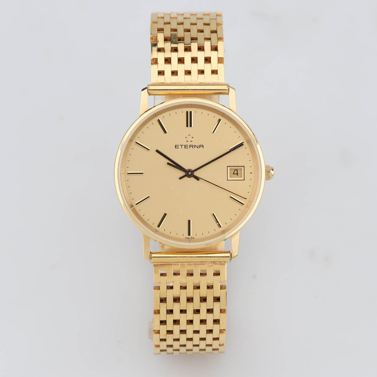 ETERNA, wristwatch, 18k gold, quartz, date, 1990s.
