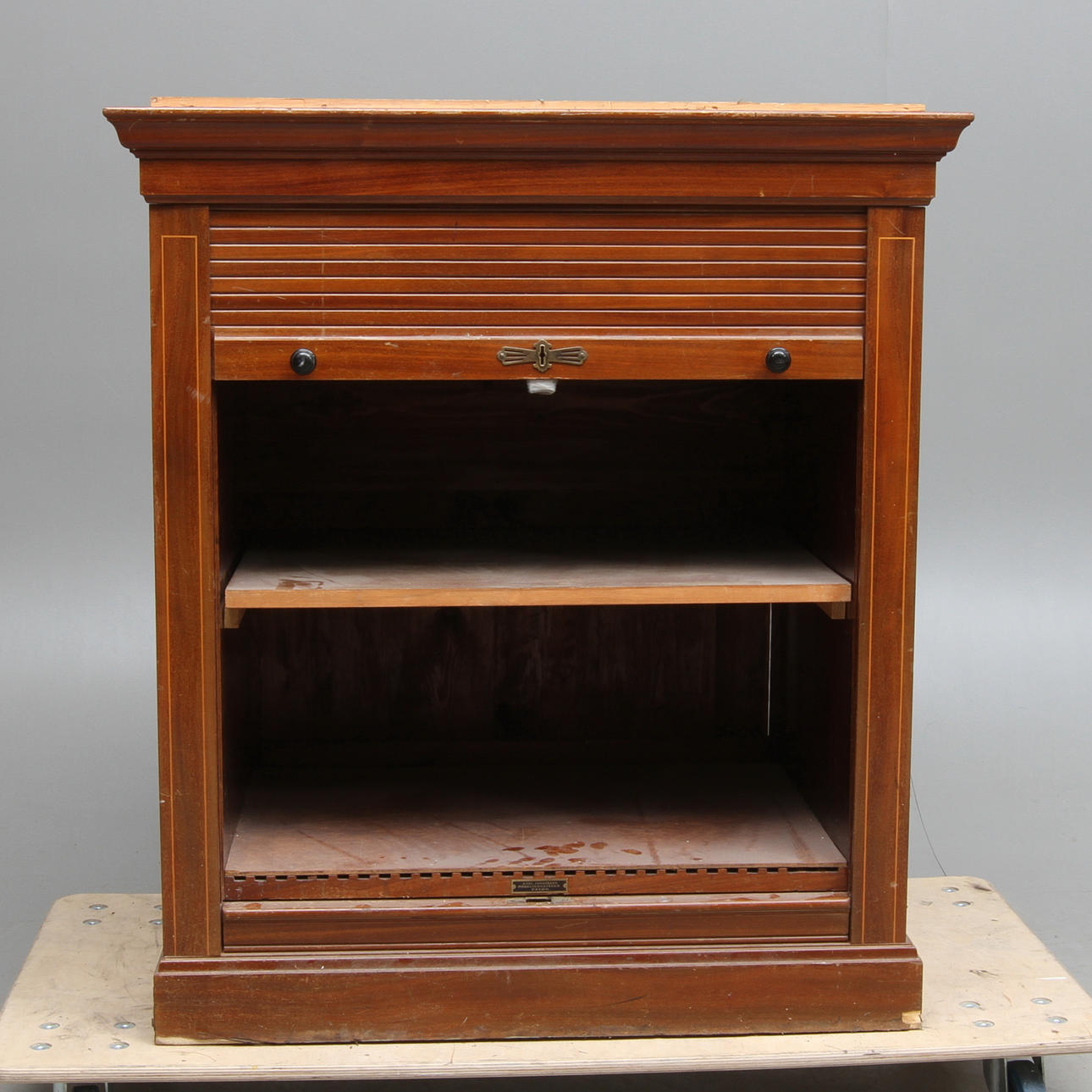 JALUSISKÅP, Axel Johansson Möbelverkstäder Falun, 1900-tal.