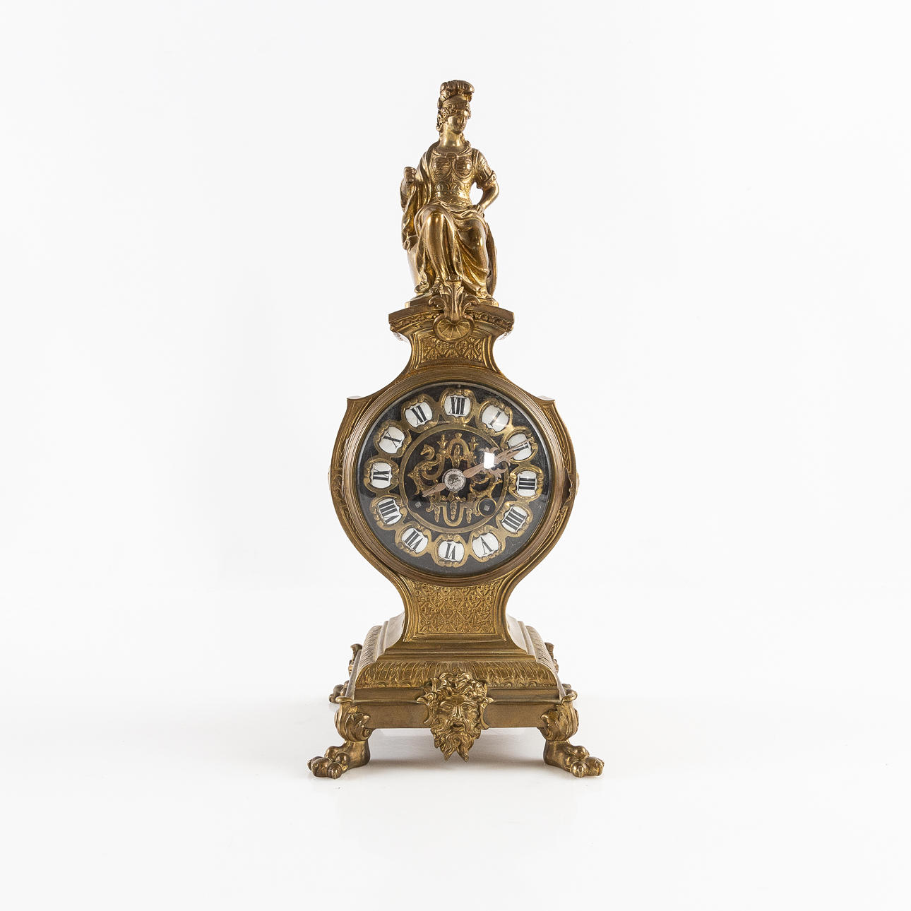 COLGADOR DE MESA, circa 1900, metal.