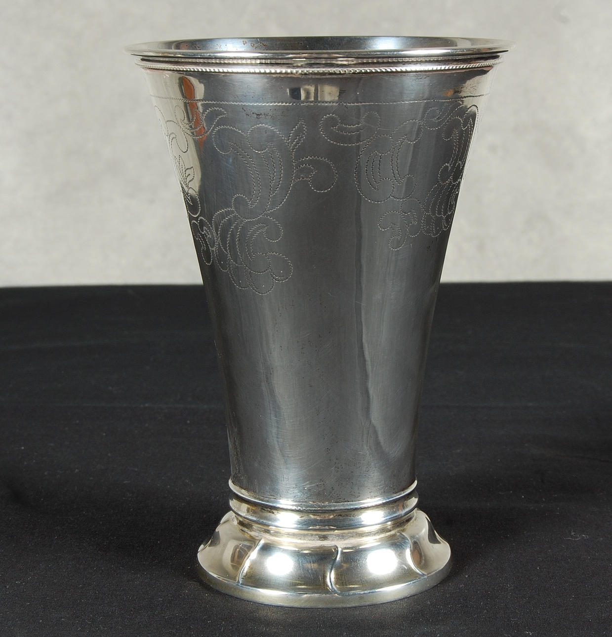 BÄGARE, silver, K. Anderson, Stockholm, 1940, vikt 352 g.