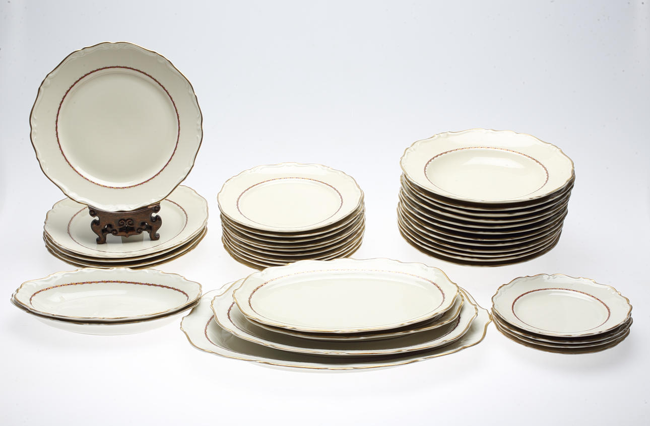 MATSERVISDELAR, 37 delar, porslin, Karlskrona, 1900-talets mitt.