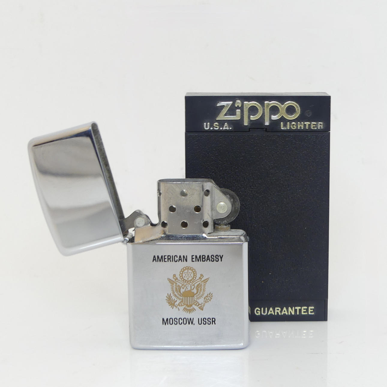 ENCENDEDOR, Zippo.
