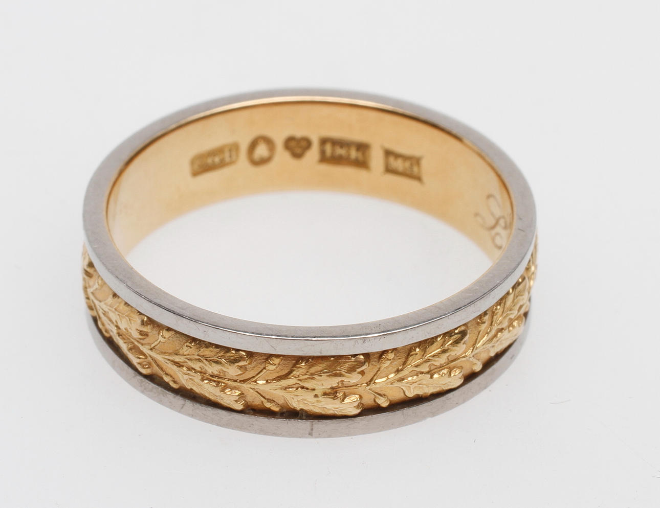 INGENJÖRSRING, 18k guld, vikt ca 8,3 gr.