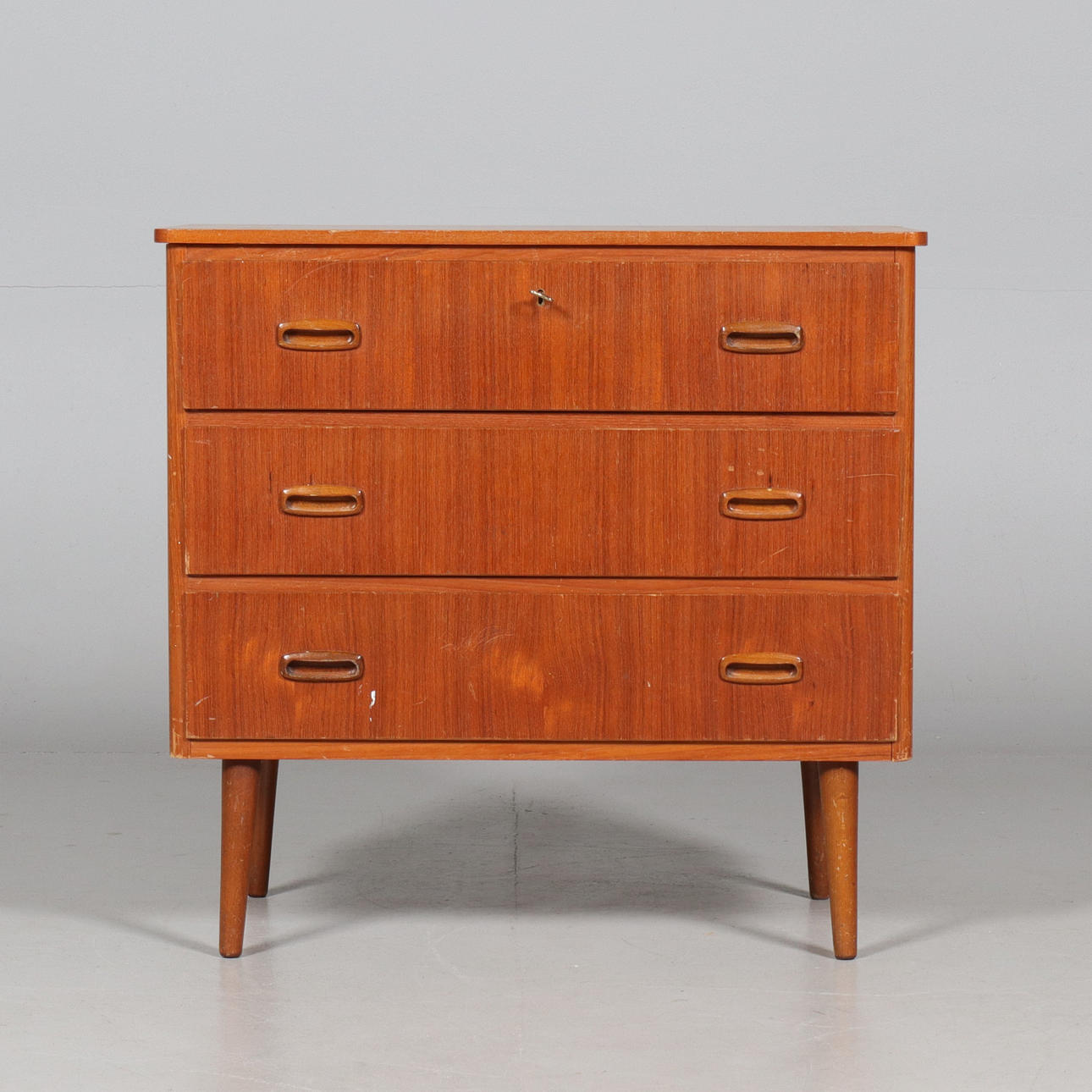 BYRÅ, teak, 1950/60-tal.