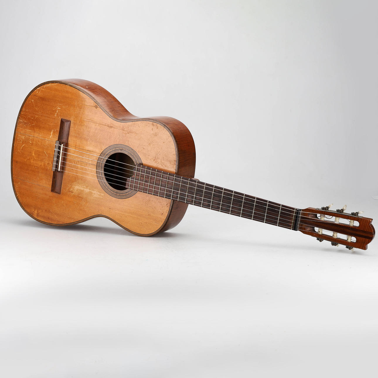 HANNABACH, guitar, ca 1950'erne.