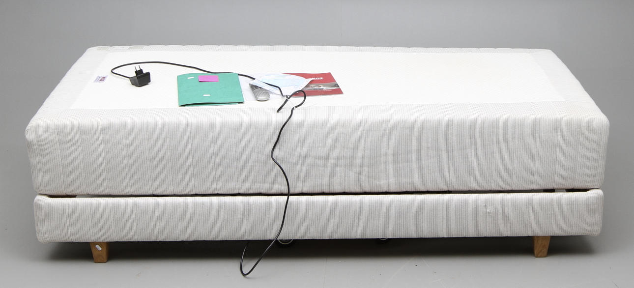 STÄLLBAR SÄNG, Koz.