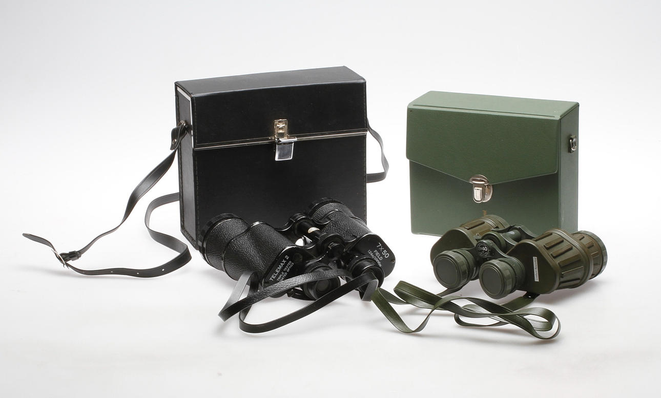 KIKARE, 2 st. Zenith 8x40 samt Telemax 2, 1900-tal.