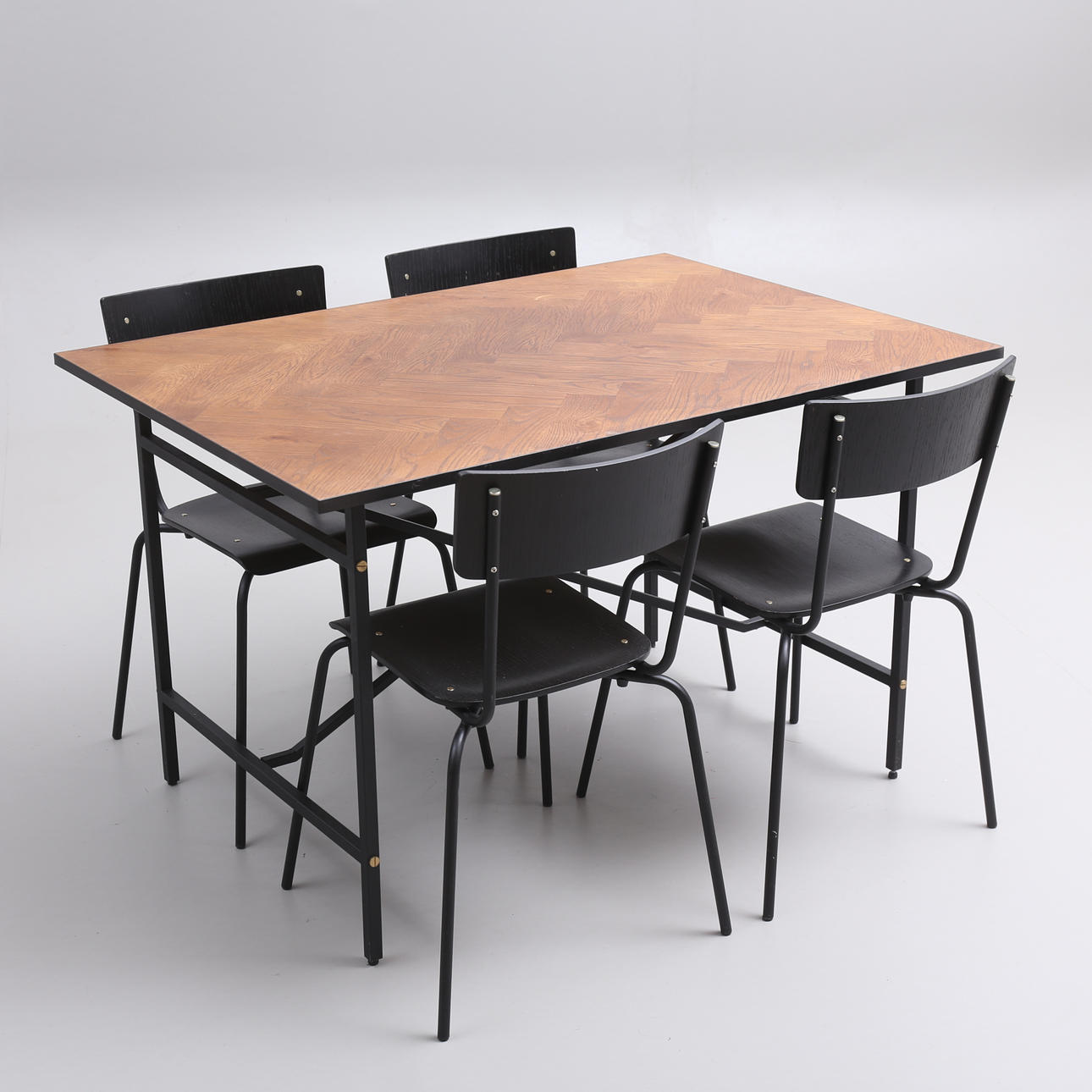 MATGRUPP, 5 delar, "Cliff", Mio, samtida.